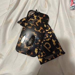 Loopy tortoise case, 12/13 pro max. Left orientation.